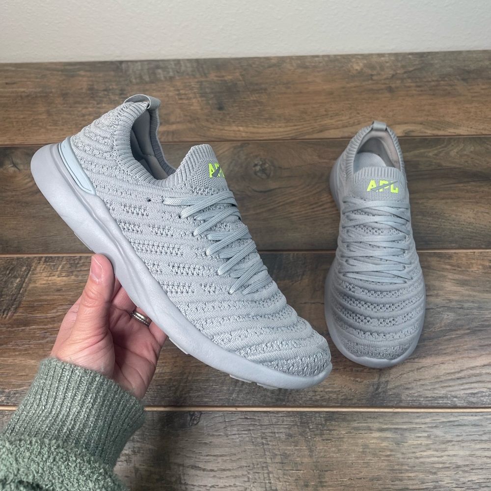 APL Athletic Propulsion Labs Techloom Wave Gray Sneakers Women’s Shoes Size 6.5